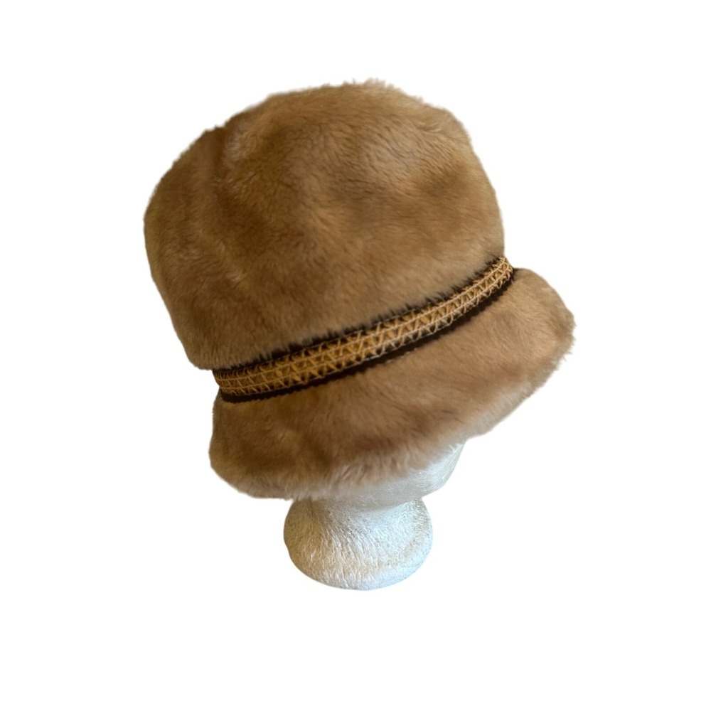 Vintage Faux Fur Bucket Hat Tan Beige Cloche Woven Trim Crest Button‎ Medium